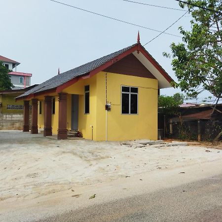 Room Stay Tok Wan 2 Kampung Kuala Besut Extérieur photo